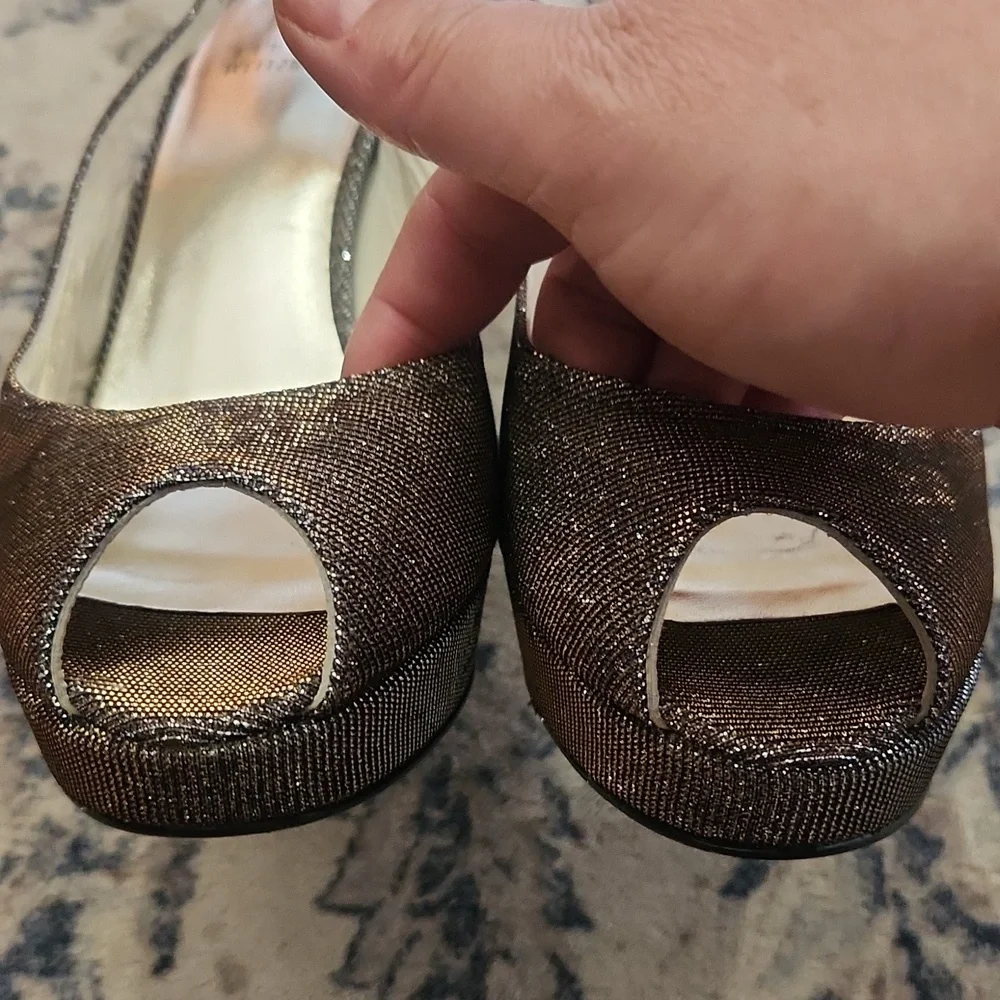 Stuart Weitzman Platform Sparkle Shimmer Pyrite Peeptoe Slingback Heel Size 8 - Picture 5 of 8